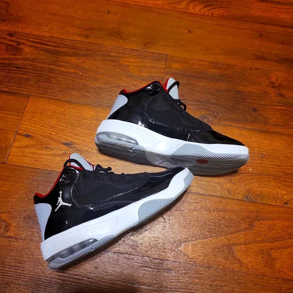 Jordan Sneakers Jordan Max Aura Marron Tenis Casual Jordan Max